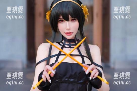 无意间翻到了花リリ(Plant Lily)的私拍——一之濑亚纱娜的套图，难道是心血来潮的结果吗？